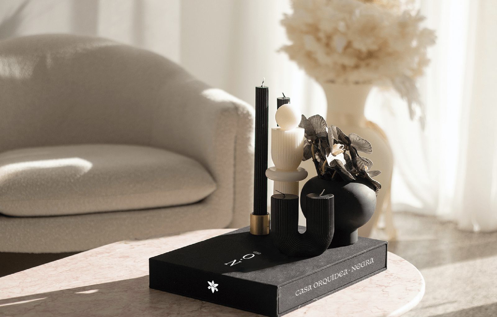Three moodboard images: an orchid, a bedroom, and a guest at Casa Orquídea Negra